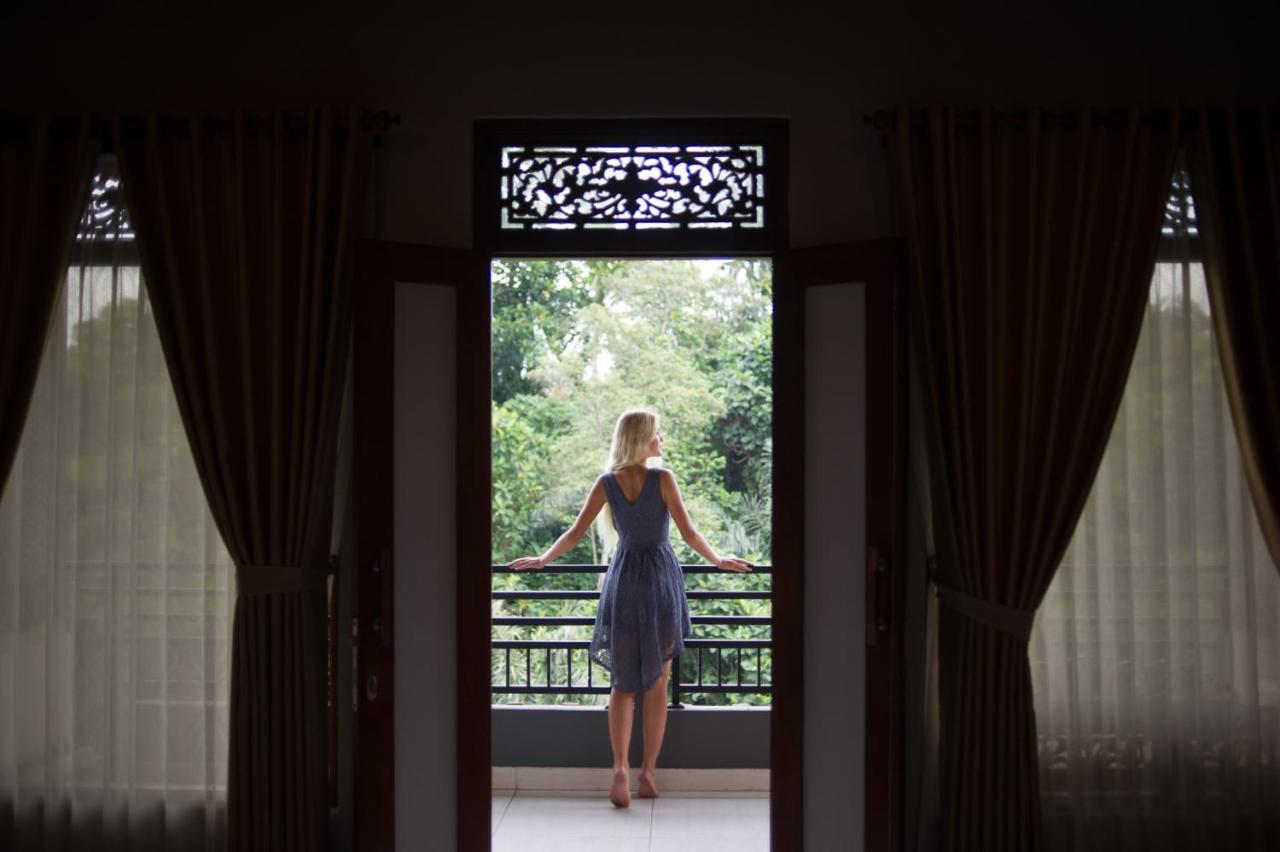 Yoga Amertham Retreat & Resort สุขาวาตี ภายนอก รูปภาพ